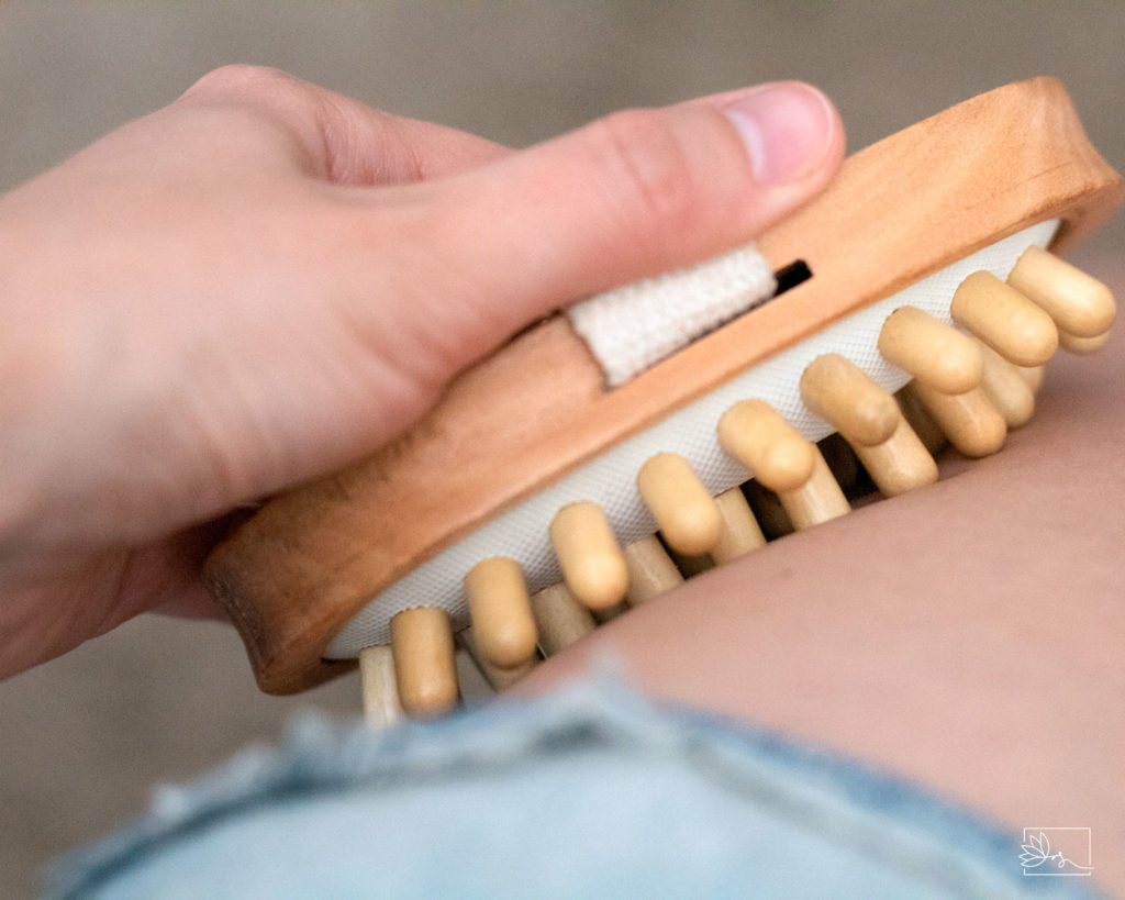 Szczotka antycellulitowa do masażu